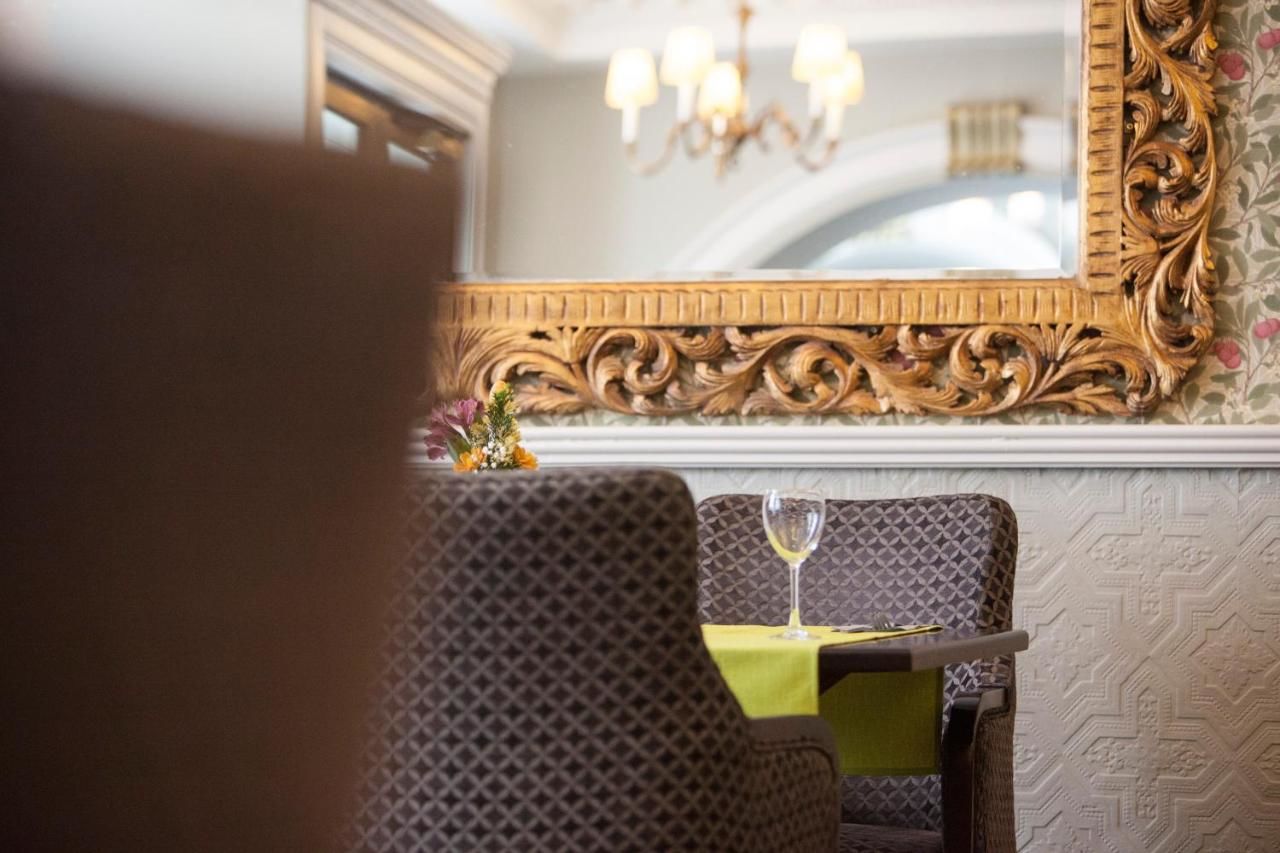 Отель Club House Hotel Kilkenny Килкенни