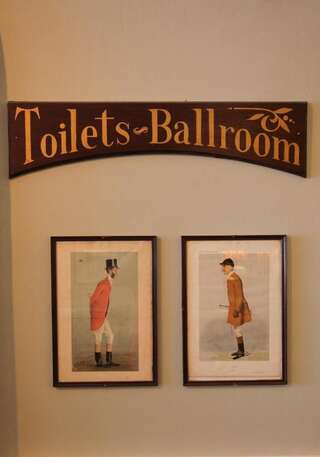 Отель Club House Hotel Kilkenny Килкенни-5